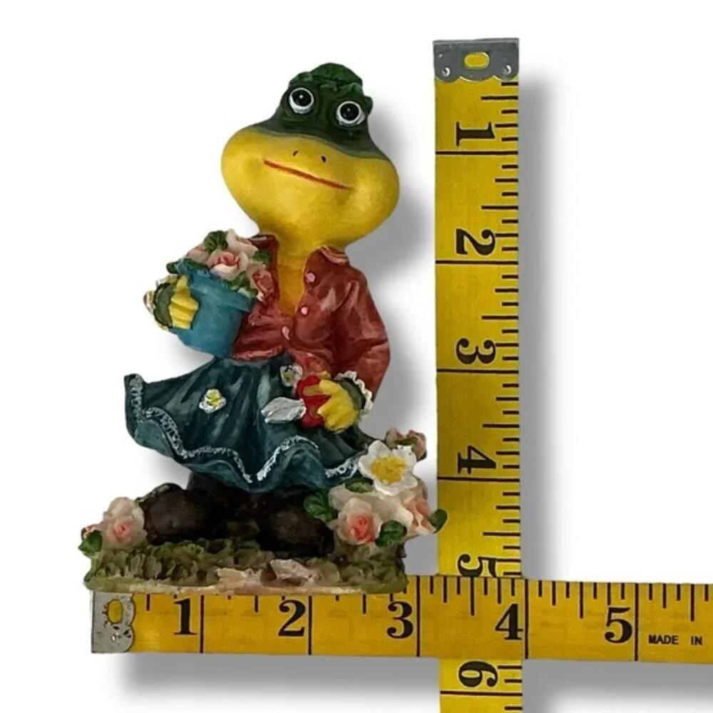 Vintage Frog Figurines Gardening Theme 4”-5” Intricate Carving 2 PC Collectible